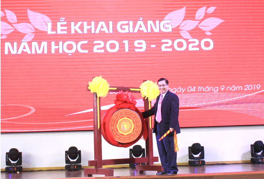 Trường TH, THCS và THPT Hoàng Việt khai giảng năm học 2019-2020